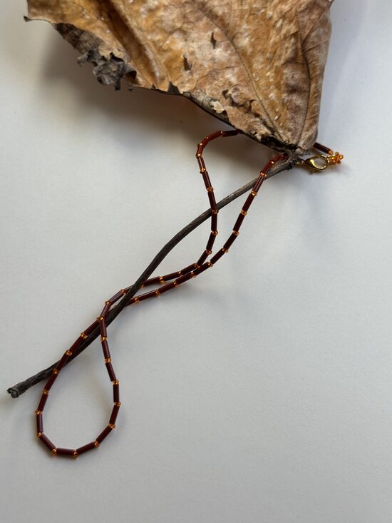 Benicha 紅茶 Tea Red necklace 